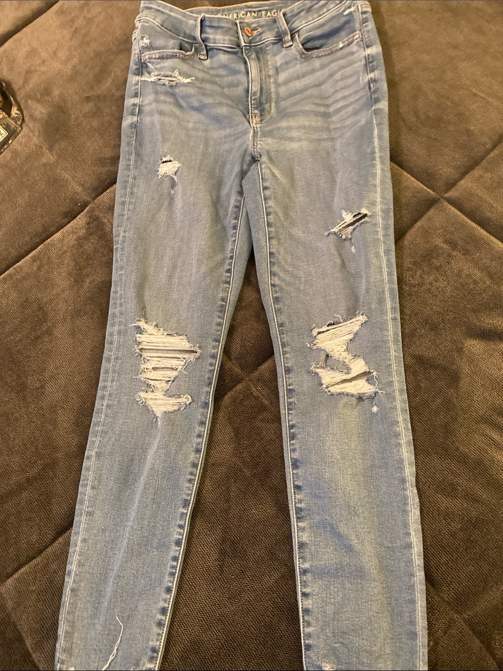 American Eagle Outfitters Ripped Light Blue Skinny Jeans size 8 short